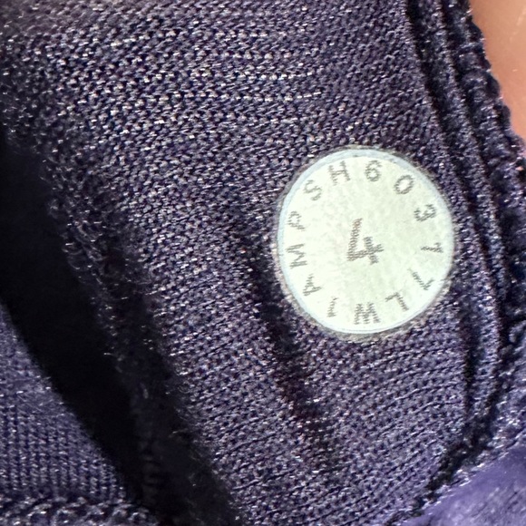 ⭐️Lululemon Twist & Reach Tank in Heathered Aeon [1689] - Picture 6 of 7